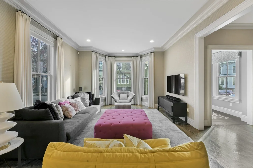 4 bed, 4+ bath apartment for rent at 13 Greenough Ave, Mid Cambridge — photo 1 of 39