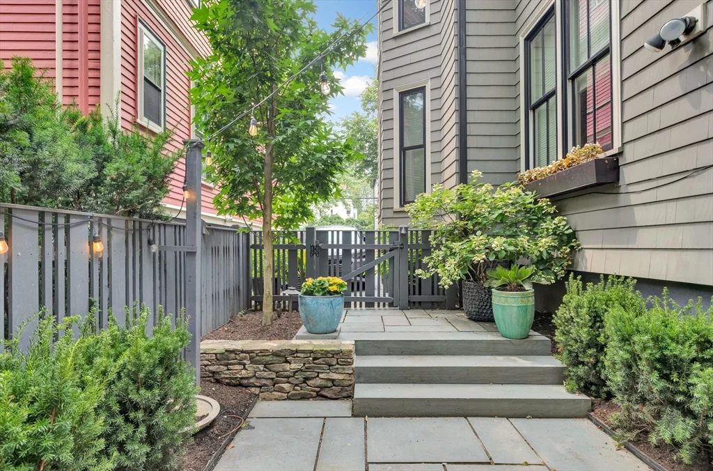 4 bed, 4+ bath apartment for rent at 13 Greenough Ave, Mid Cambridge — photo 31 of 39