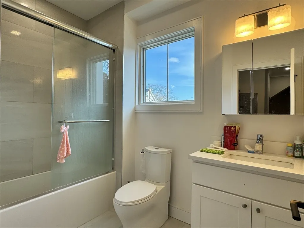 2 bed, 1 bath apartment for rent at 13 Greylock Rd Unit 1, Allston — photo 10 of 11
