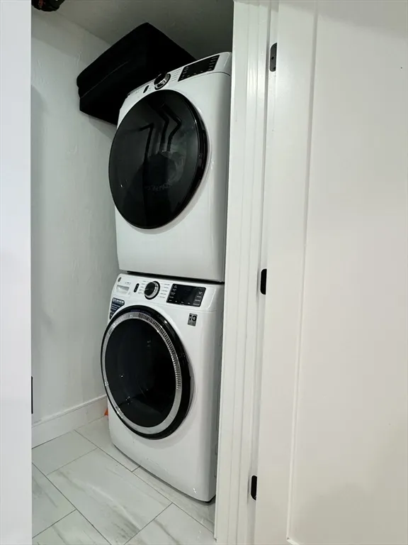 2 bed, 1 bath apartment for rent at 13 Greylock Rd Unit 1, Allston — photo 11 of 11