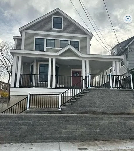 4 bed, 2 bath apartment for rent at 13 Greylock Rd Unit 3, Allston — photo 10 of 14