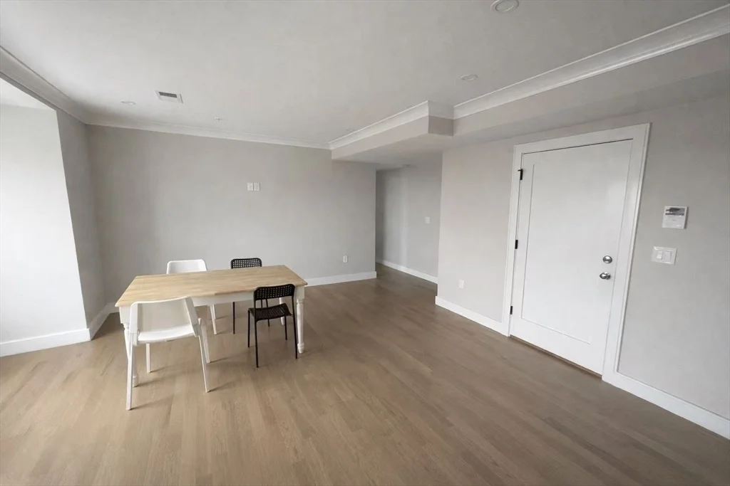 4 bed, 2 bath apartment for rent at 13 Greylock Rd Unit 3, Allston — photo 2 of 14