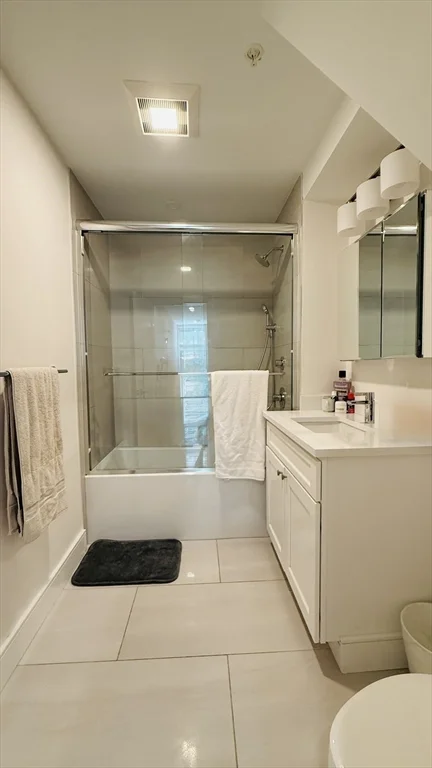2 bed, 2 bath apartment for rent at 13 Greylock Unit 2, Allston — photo 9 of 9
