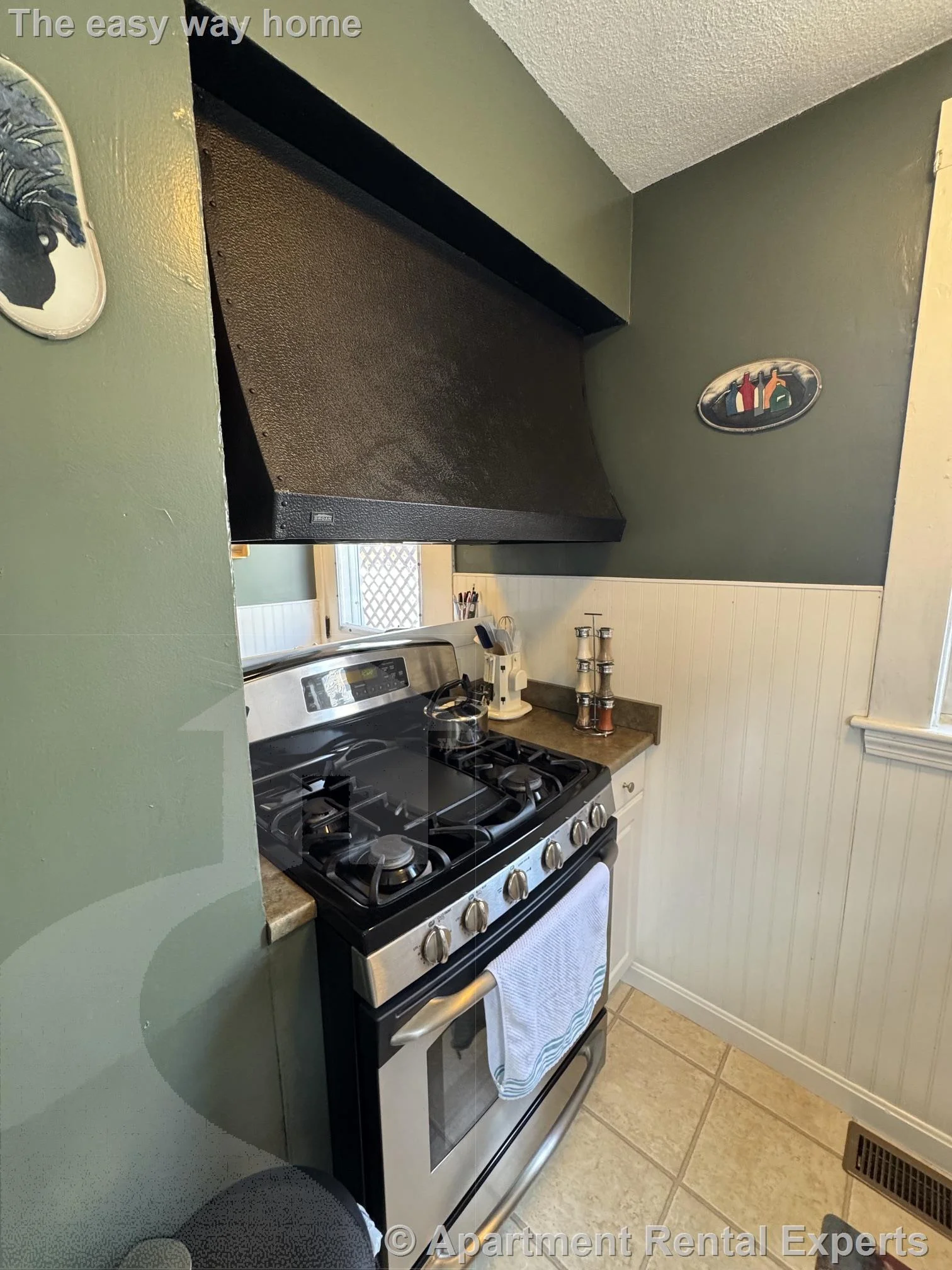 2 bed, 1 bath apartment for rent at 13 Harris Rd, Tufts — photo 13 of 18