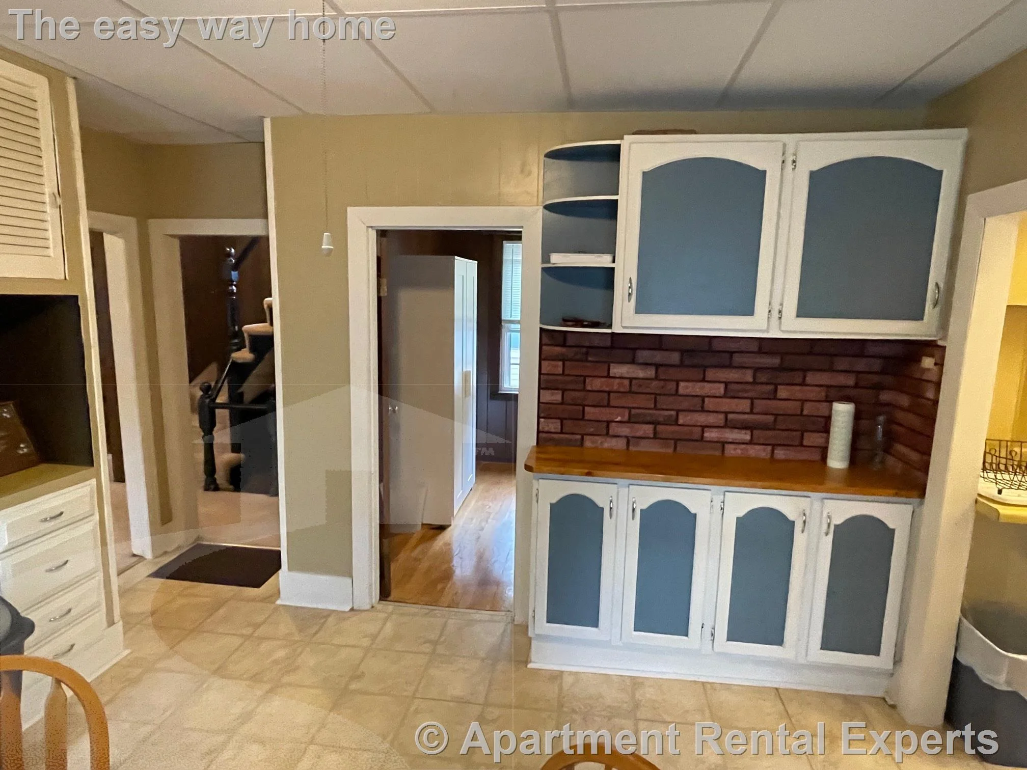 2 bed, 1 bath apartment for rent at 13 Harrison St Unit 2, Spring Hill — photo 3 of 24