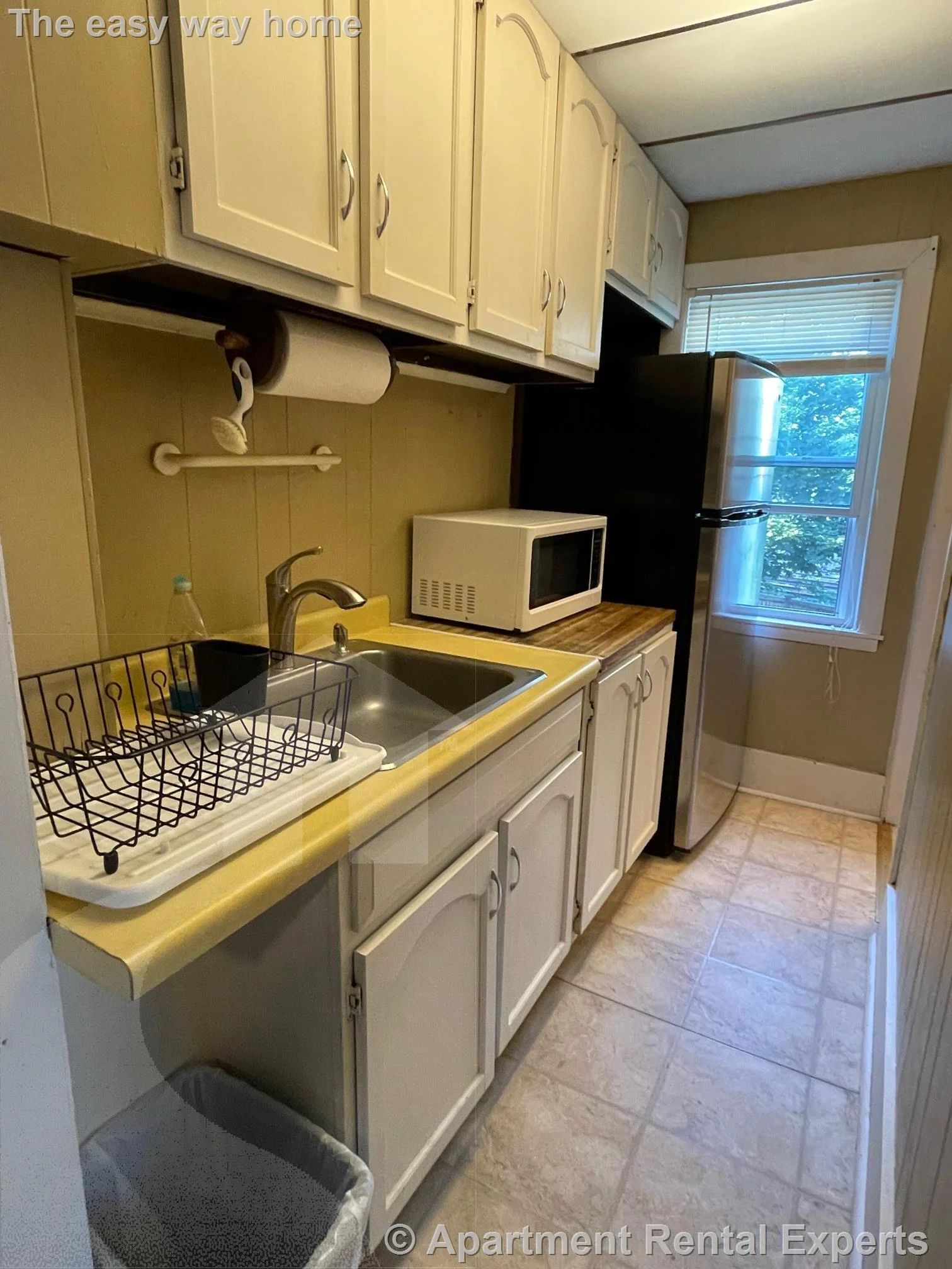 2 bed, 1 bath apartment for rent at 13 Harrison St Unit 2, Spring Hill — photo 4 of 24