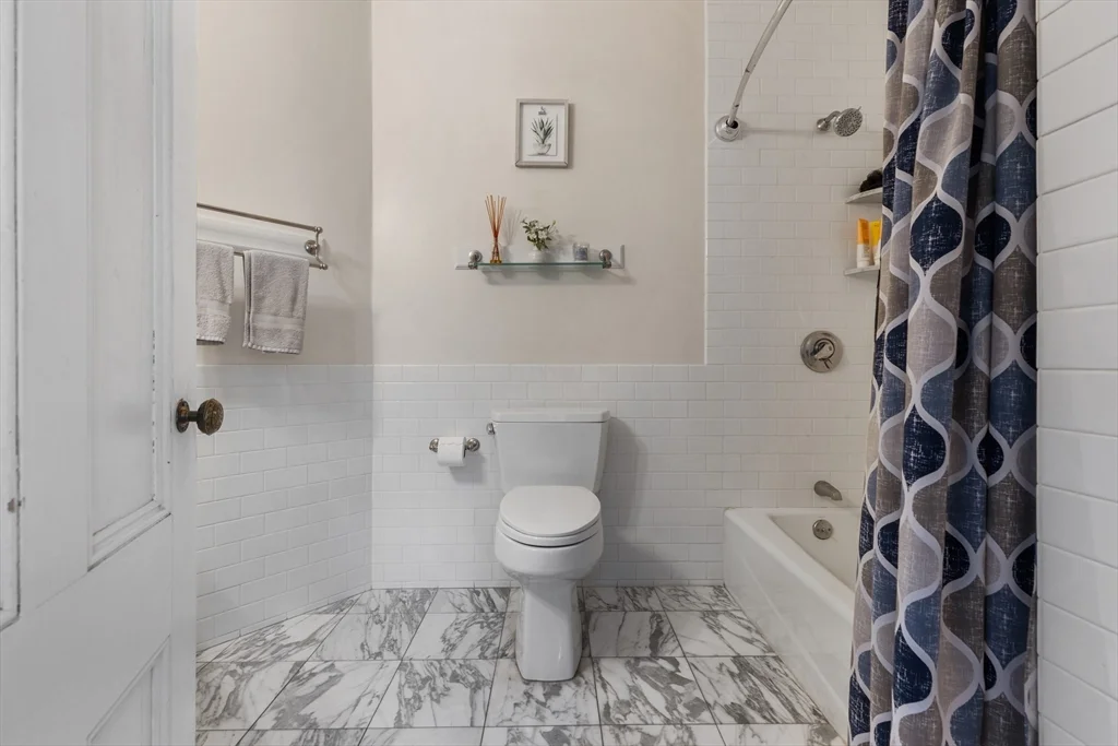 2 bed, 1 bath apartment for rent at 13 Harvard Unit 2, Charlestown — photo 13 of 19