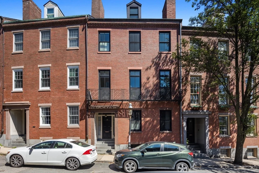 2 bed, 1 bath apartment for rent at 13 Harvard Unit 2, Charlestown — photo 17 of 19