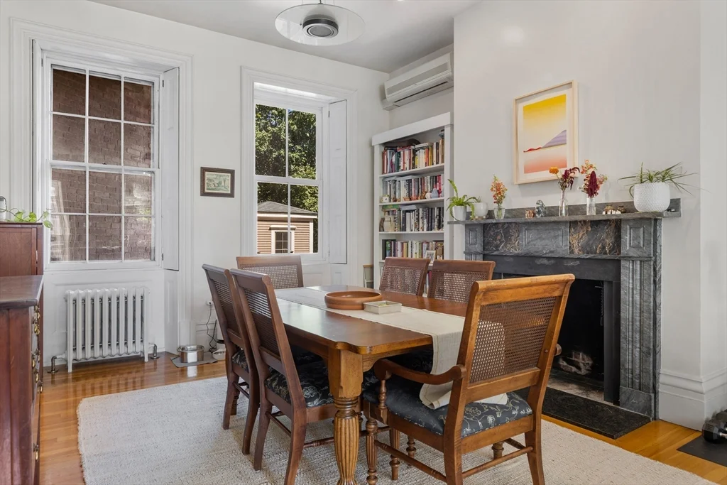 2 bed, 1 bath apartment for rent at 13 Harvard Unit 2, Charlestown — photo 4 of 19