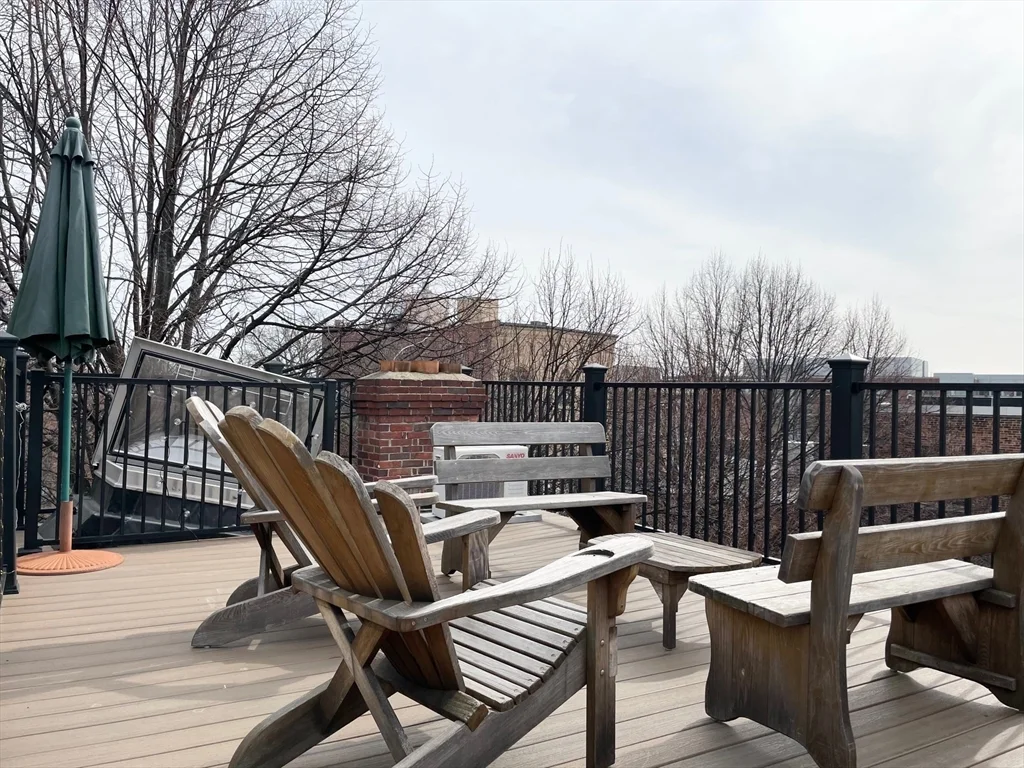 2 bed, 1 bath apartment for rent at 13 Harvard Unit 2, Charlestown — photo 16 of 19