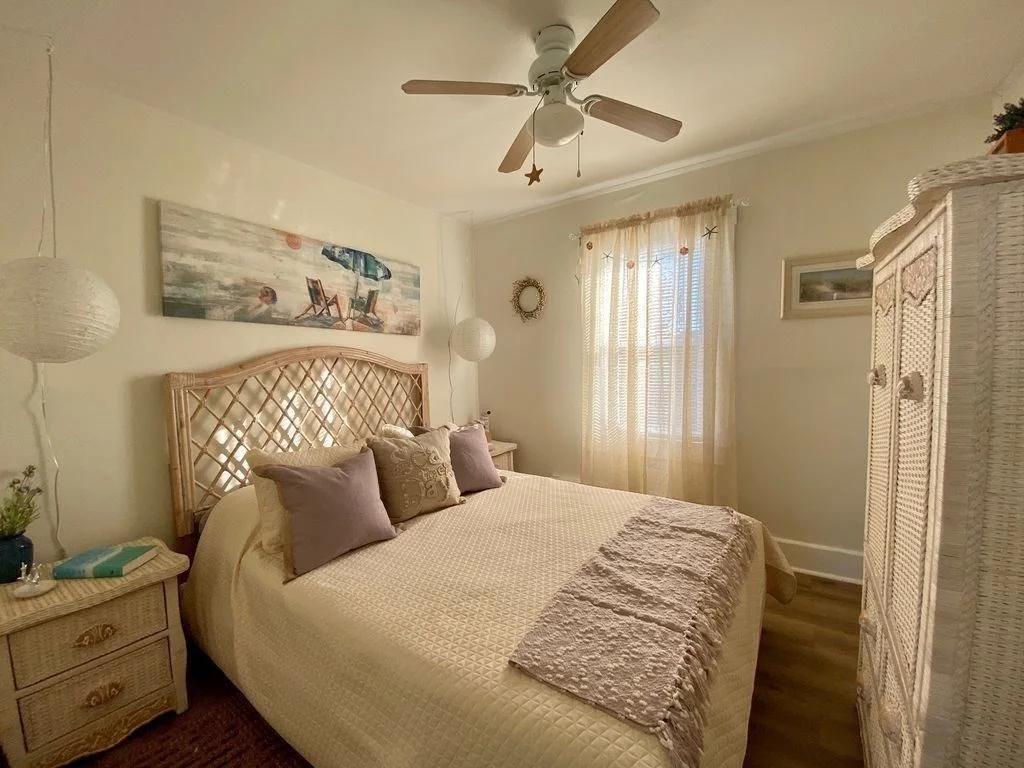 3 bed, 1 bath apartment for rent at 13 Hathaway St, Sconticut Neck — photo 25 of 36