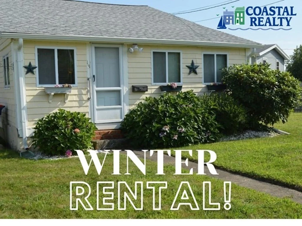 3 bed, 1 bath apartment for rent at 13 Hathaway St, Sconticut Neck