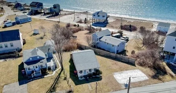3 bed, 1 bath apartment for rent at 13 Hathaway St, Sconticut Neck — photo 31 of 36