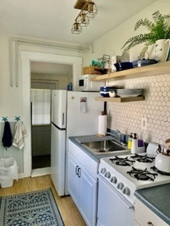3 bed, 1 bath apartment for rent at 13 Hathaway St, Sconticut Neck — photo 21 of 36