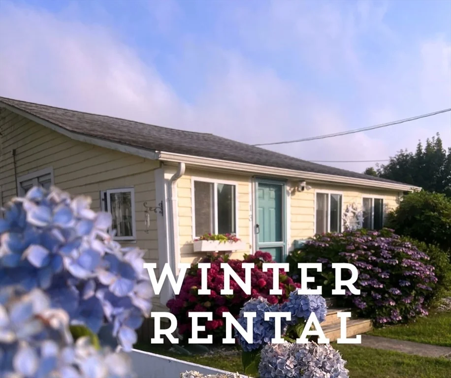 3 bed, 1 bath apartment for rent at 13 Hathaway St Unit 1, Fairhaven