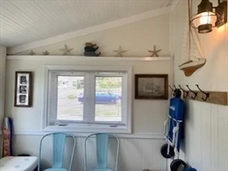 3 bed, 1 bath apartment for rent at 13 Hathaway St Unit 1, Fairhaven — photo 14 of 28