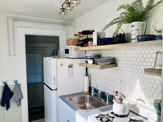 3 bed, 1 bath apartment for rent at 13 Hathaway St Unit 1, Fairhaven — photo 18 of 28