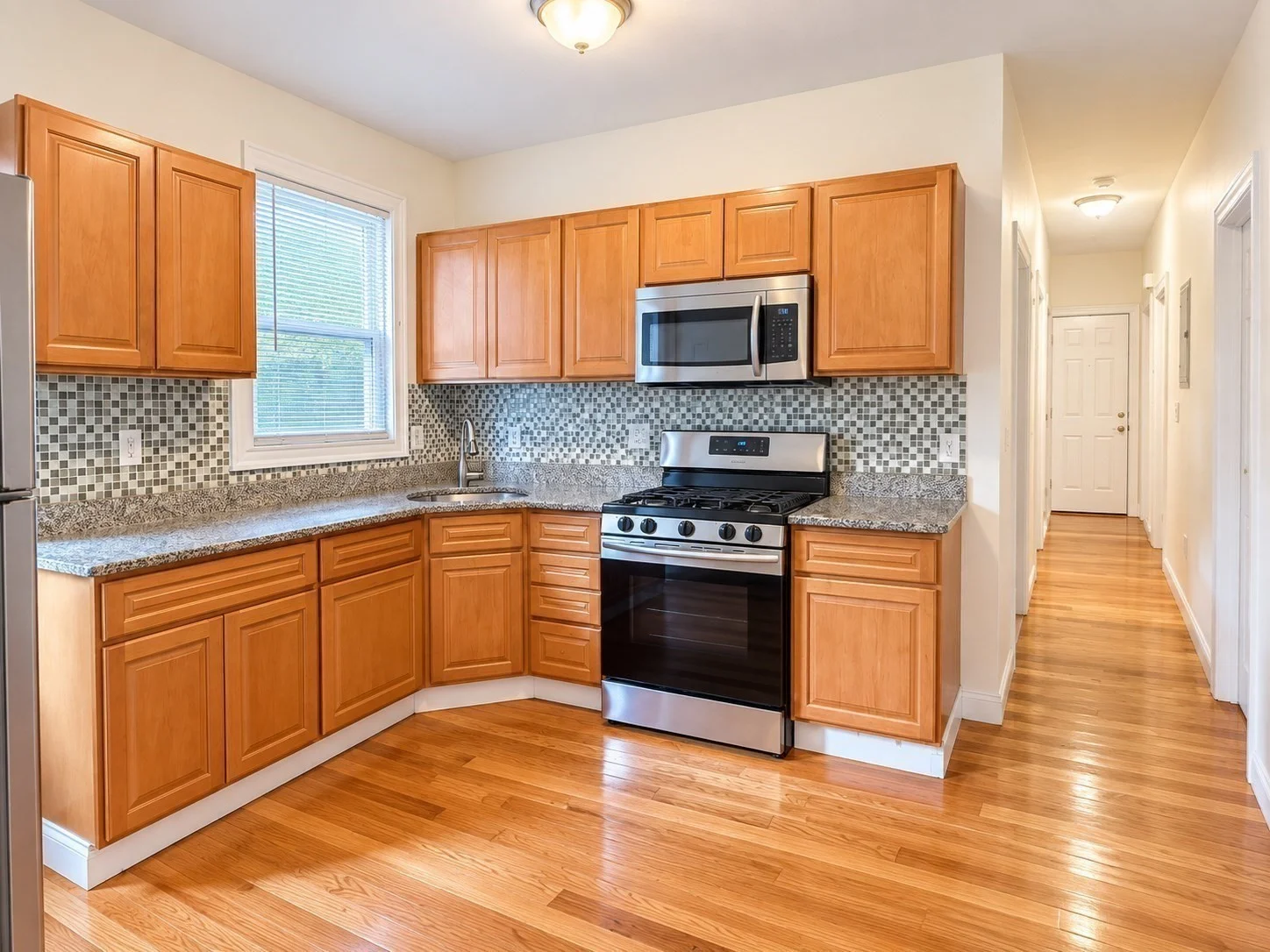 3 bed, 1 bath apartment for rent at 13 Hendry St Unit 1 A, Dorchester — photo 9 of 33