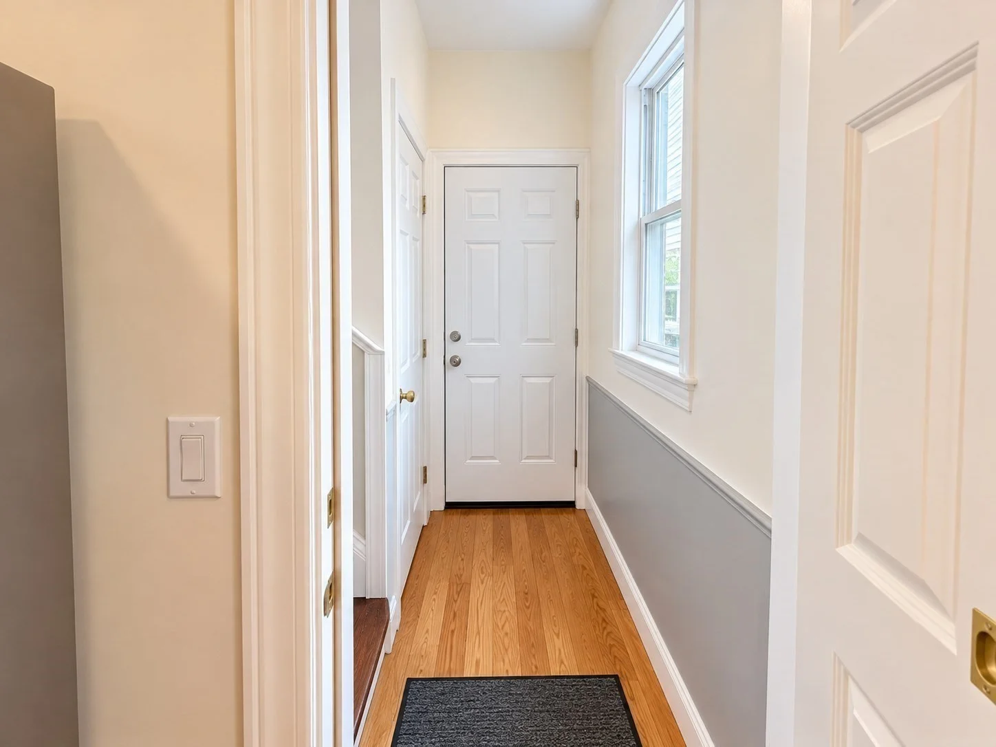 3 bed, 1 bath apartment for rent at 13 Hendry St Unit 1 A, Dorchester — photo 13 of 33