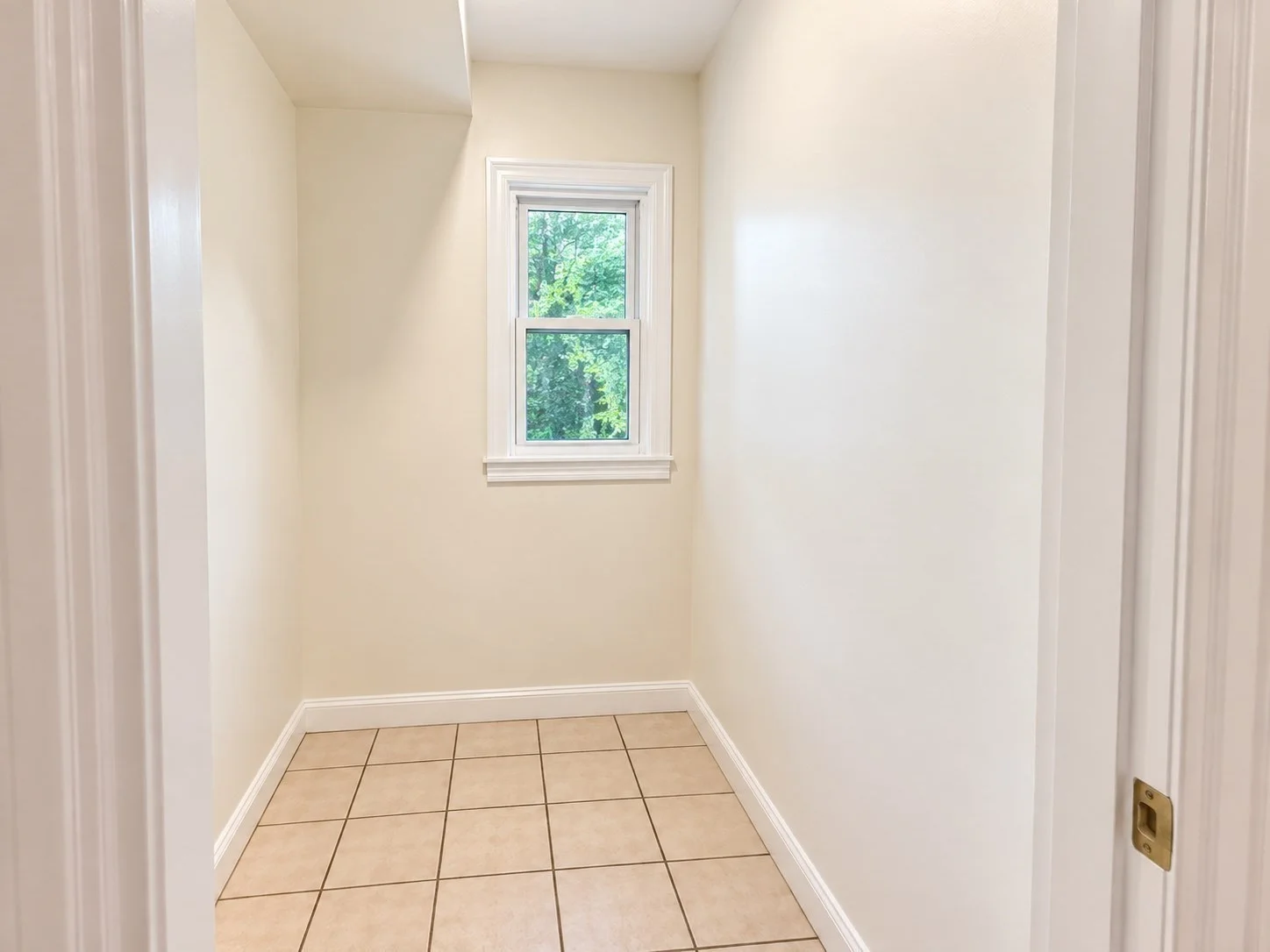 3 bed, 1 bath apartment for rent at 13 Hendry St Unit 1 A, Dorchester — photo 33 of 33