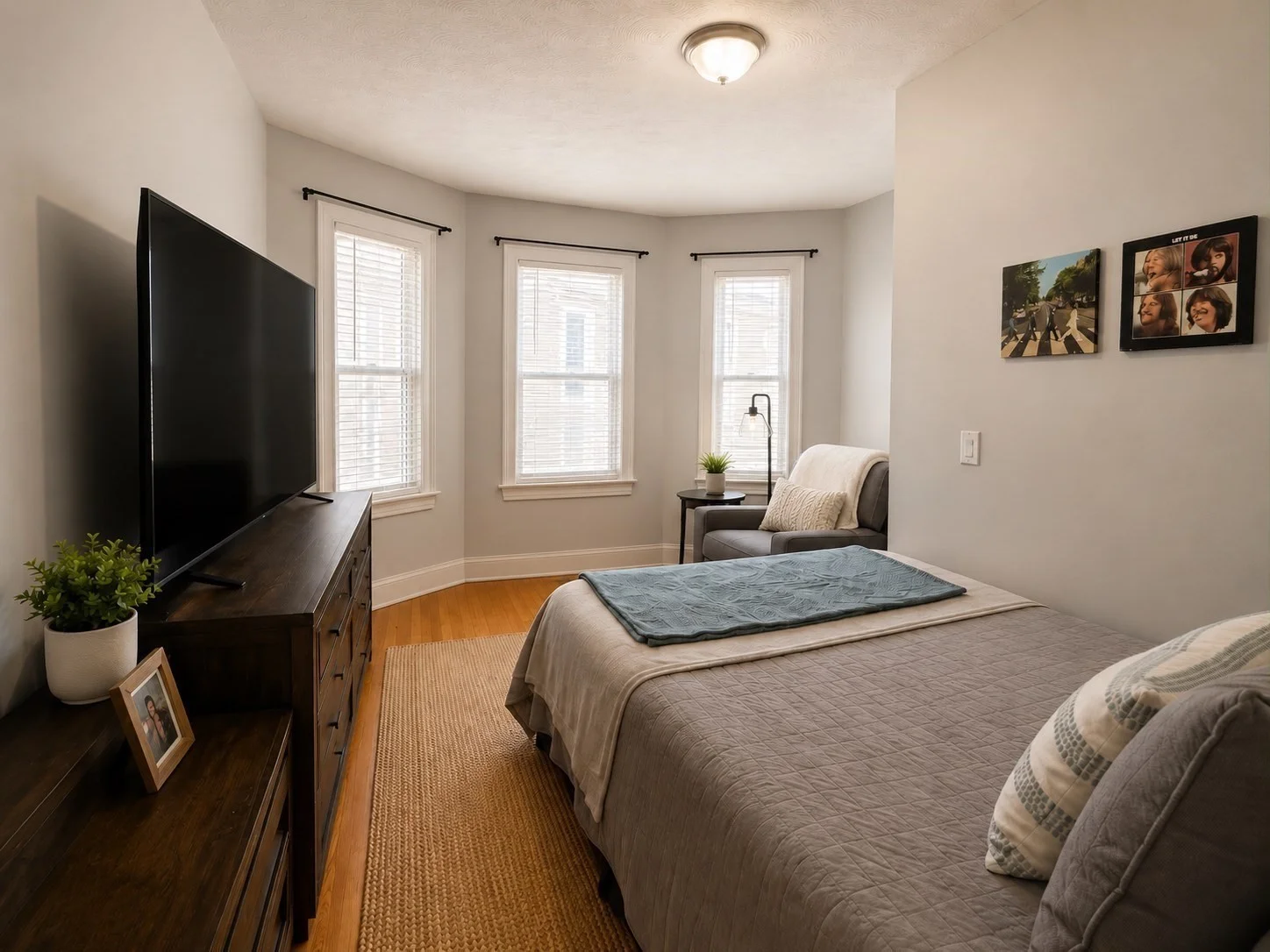 3 bed, 1 bath apartment for rent at 13 Hendry St Unit 3, Dorchester — photo 6 of 30