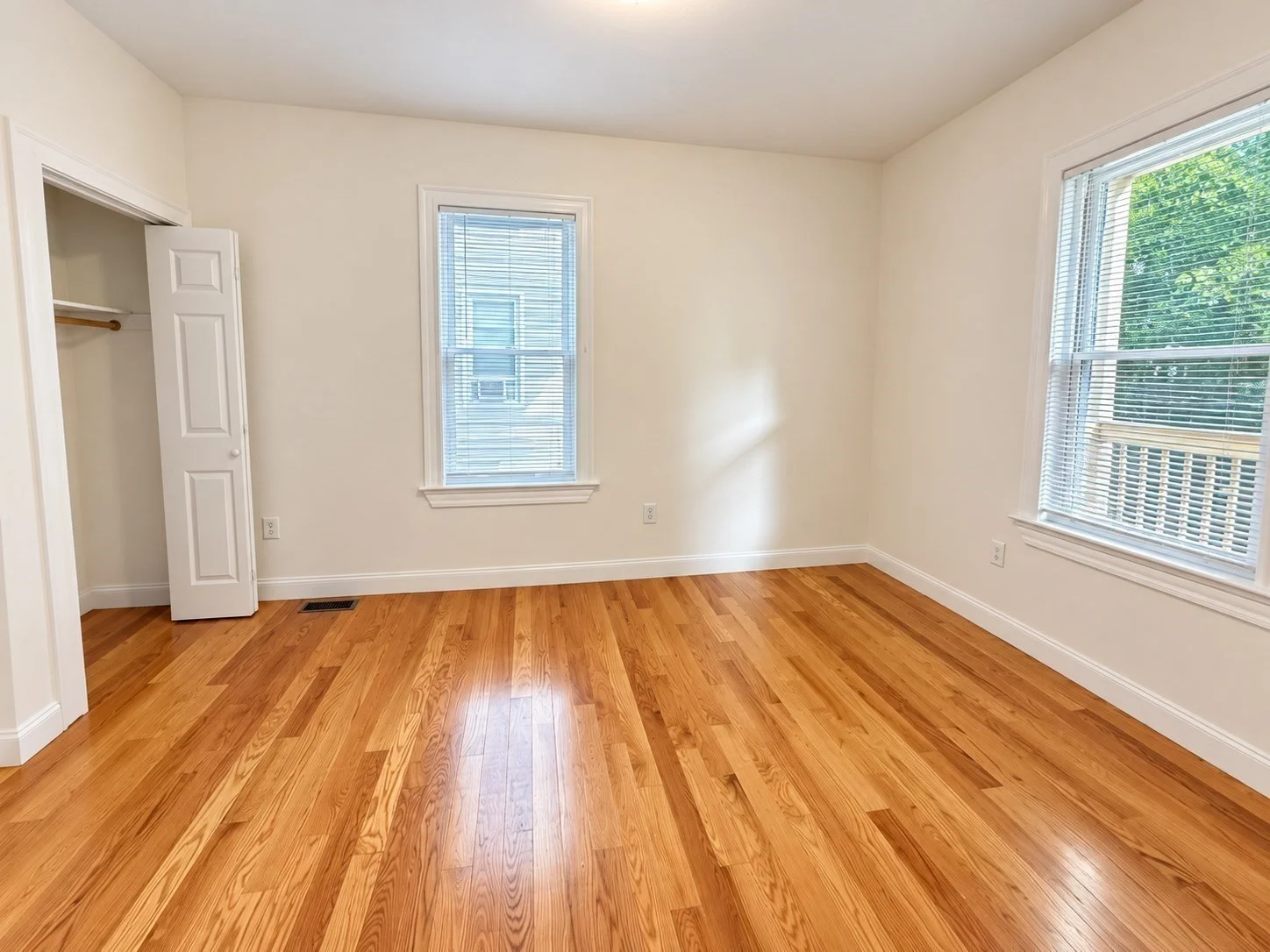 3 bed, 1 bath apartment for rent at 13 Hendry St Unit 3, Dorchester — photo 17 of 30