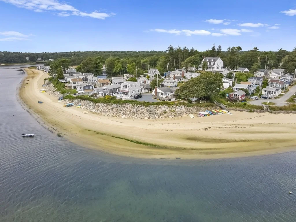 2 bed, 1 bath apartment for rent at 13 Hideaway Village Unit G, Bourne — photo 1 of 12