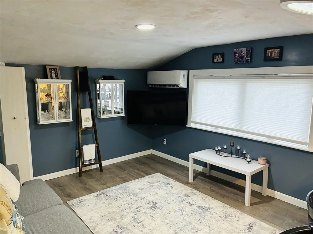 2 bed, 1 bath apartment for rent at 13 Hideaway Village Unit G, Bourne — photo 8 of 12