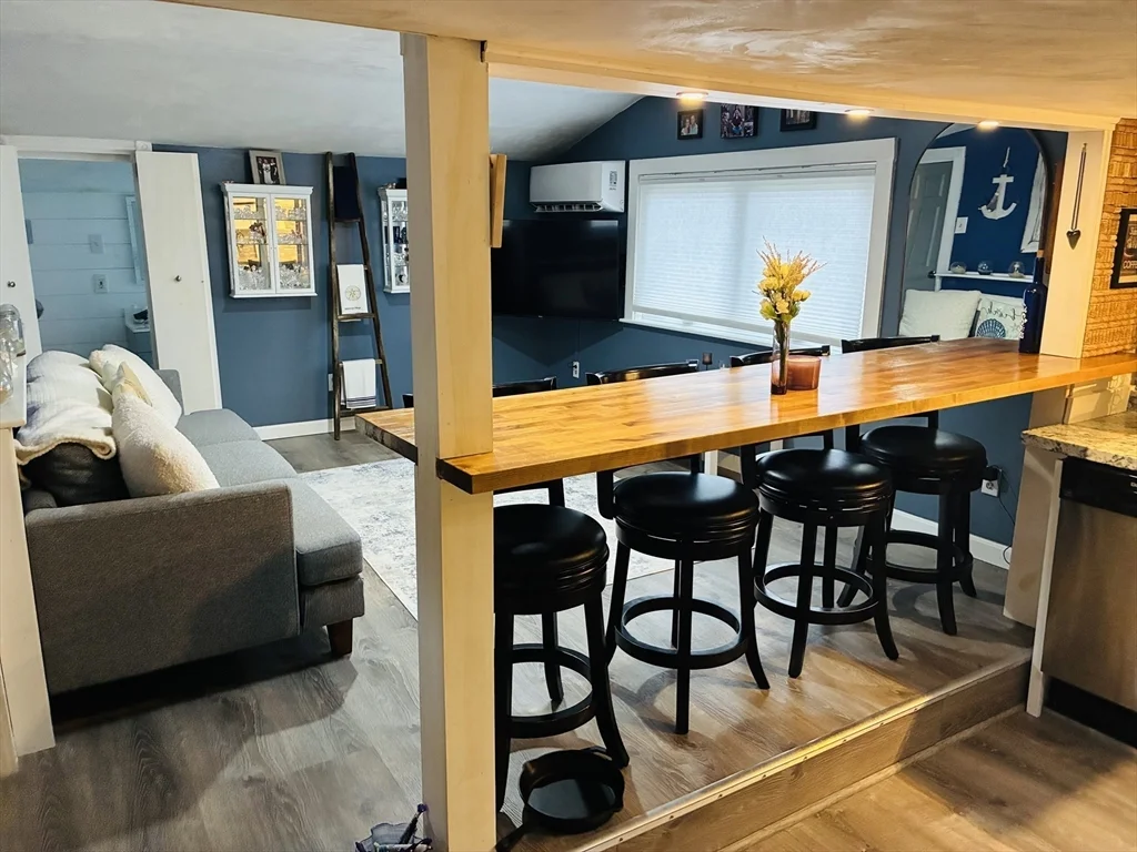 2 bed, 1 bath apartment for rent at 13 Hideaway Village Unit G, Bourne — photo 7 of 12
