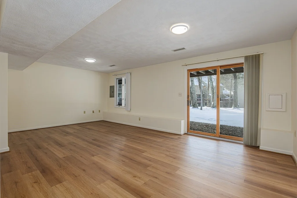 2 bed, 2 bath apartment for rent at 13 Iris Way Unit 21, Haverhill — photo 22 of 26
