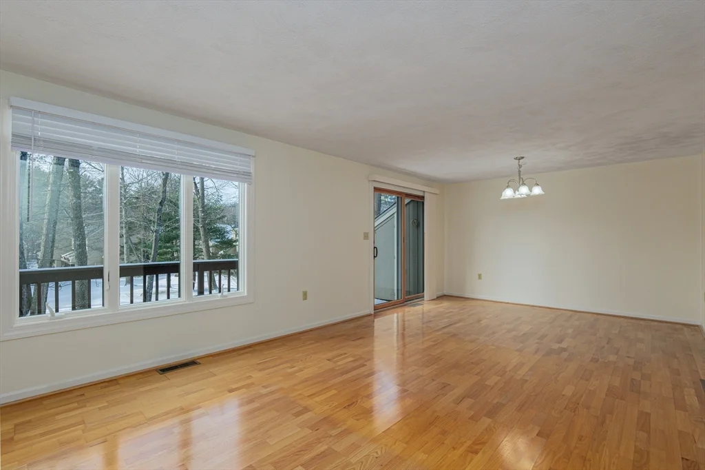 2 bed, 2 bath apartment for rent at 13 Iris Way Unit 21, Haverhill — photo 13 of 26