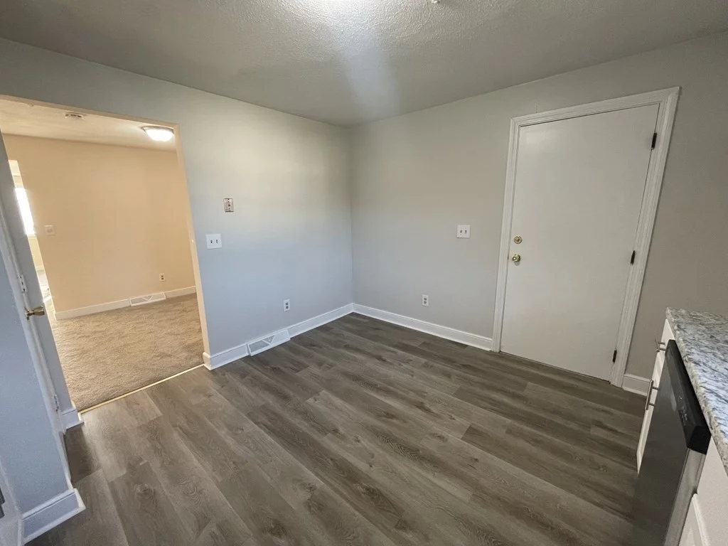 3 bed, 1 bath apartment for rent at 13 Kennedy Dr Unit 13, Randolph — photo 3 of 13