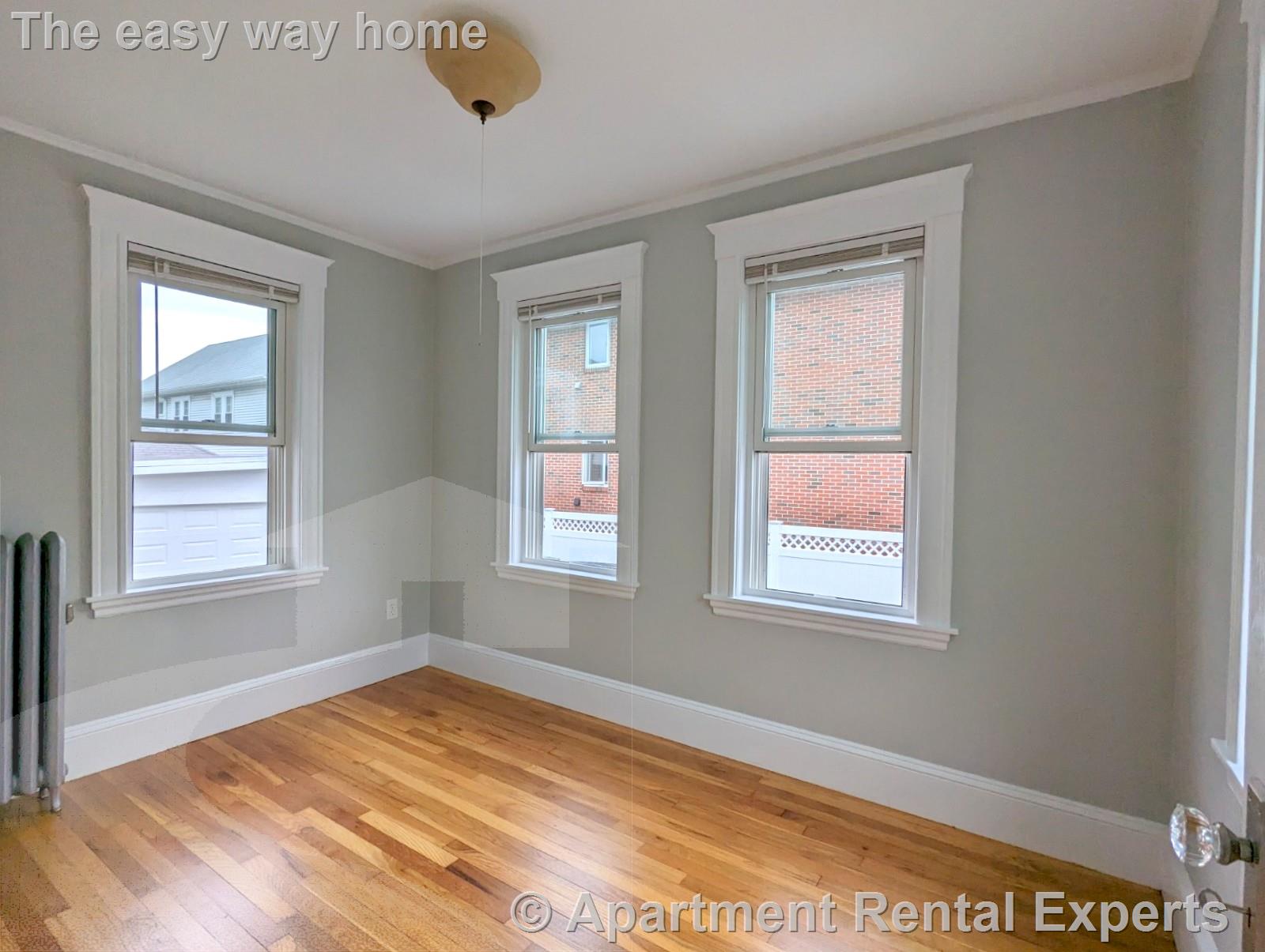 2 bed, 1 bath apartment for rent at 13 Kimball Rd Unit 1, Cambridge Line — photo 2 of 24