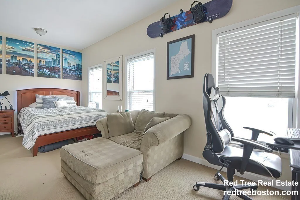 4 bed, 2 bath apartment for rent at 13 Knowlton St, South Boston — photo 7 of 17