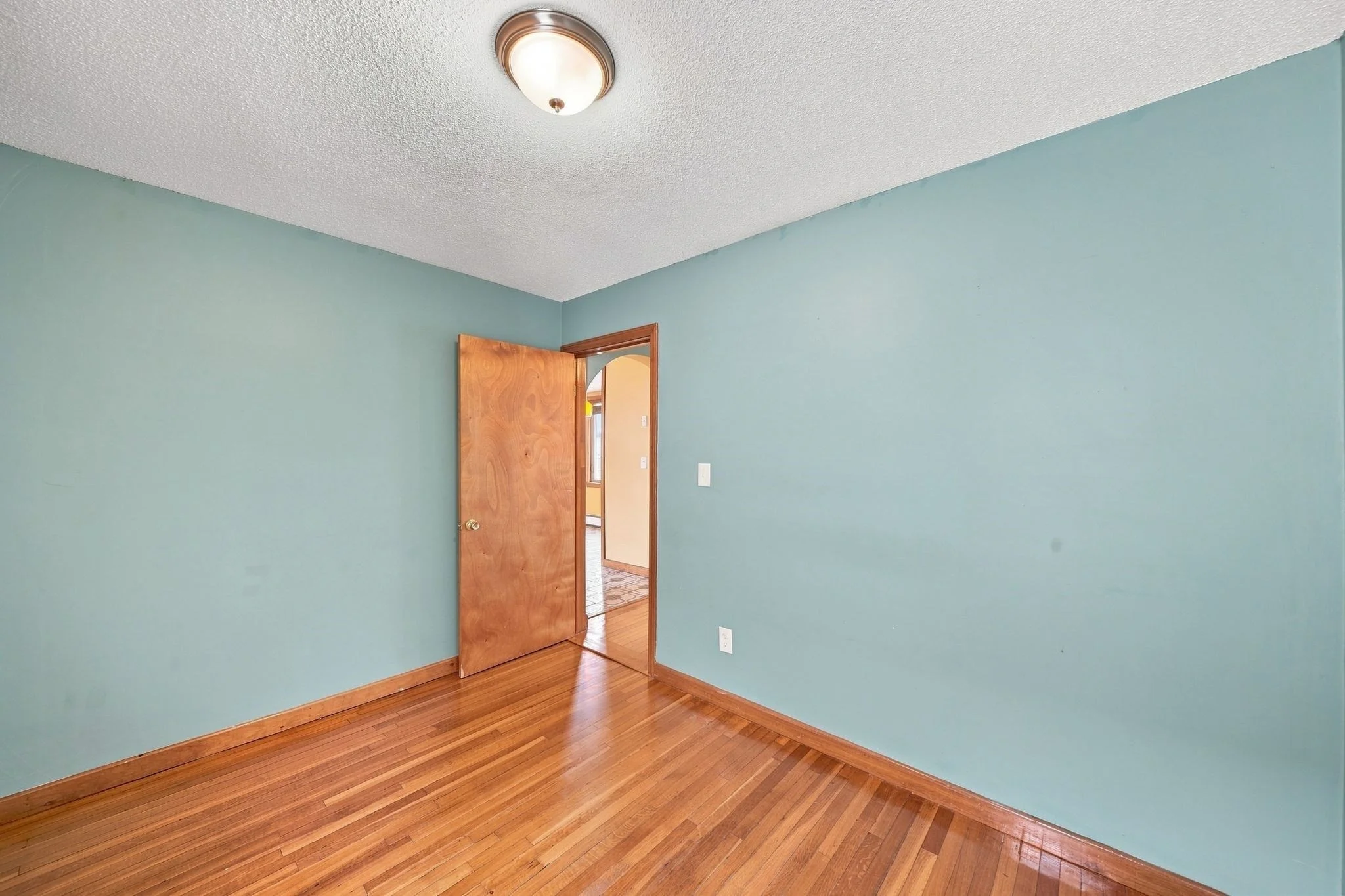 4 bed, 1 bath apartment for rent at 13 Knowlton Steet Unit 2, East Somerville — photo 16 of 24