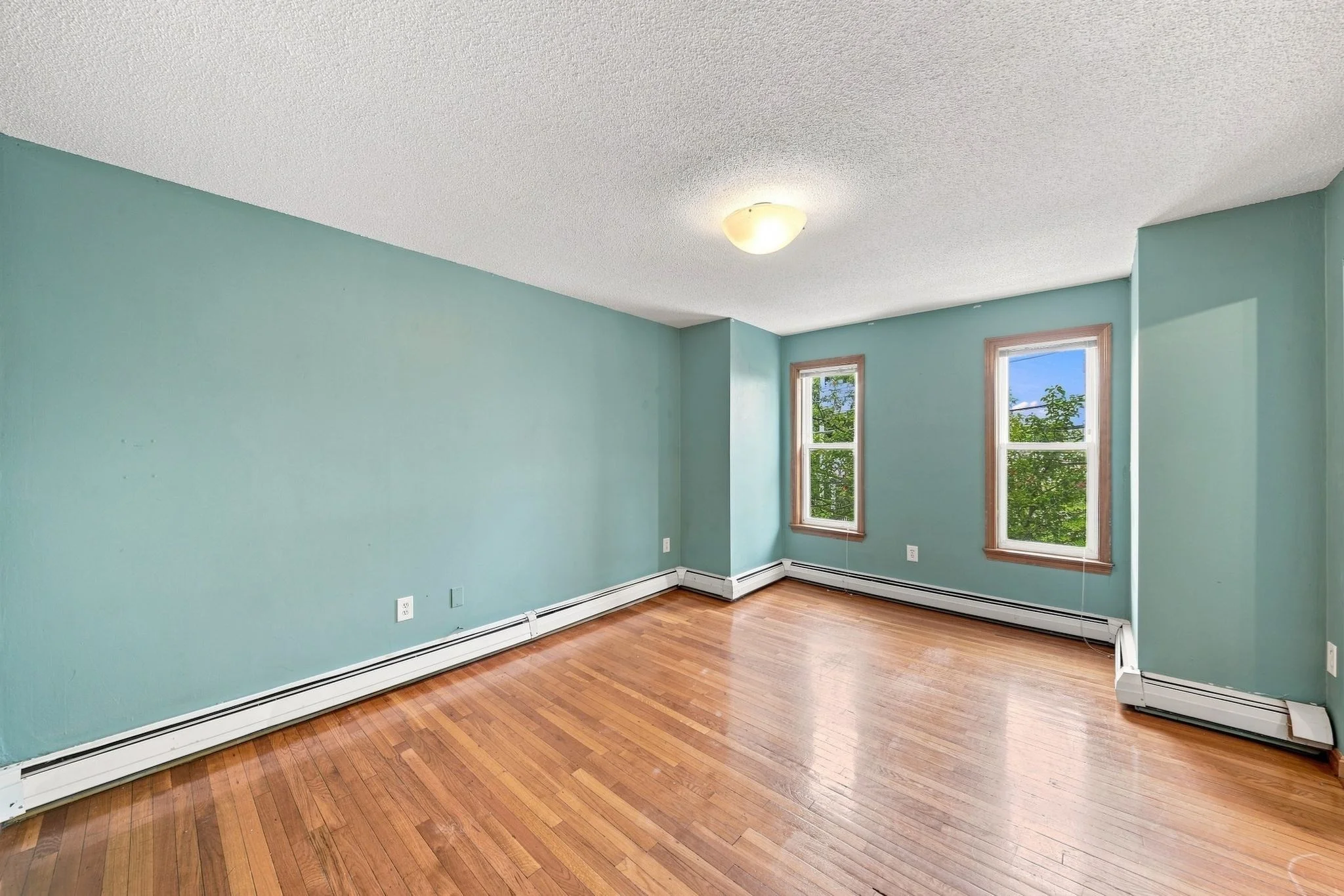 4 bed, 1 bath apartment for rent at 13 Knowlton Steet Unit 2, East Somerville — photo 13 of 24