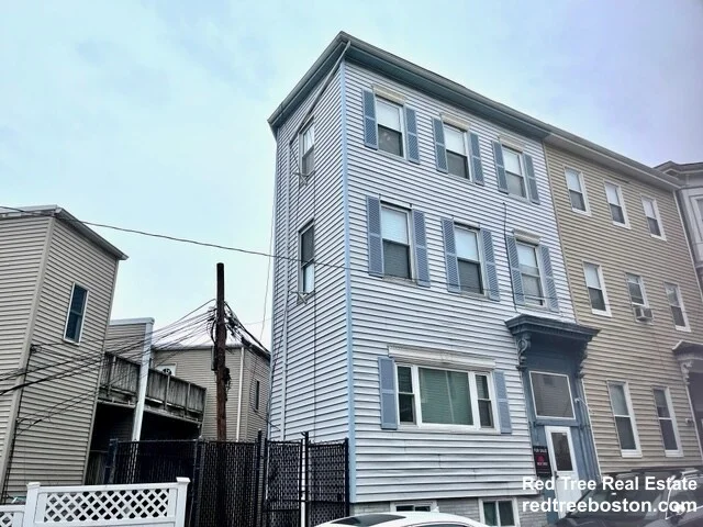 4 bed, 2 bath apartment for rent at 13 Knowlton Unit 13, Boston — photo 15 of 15