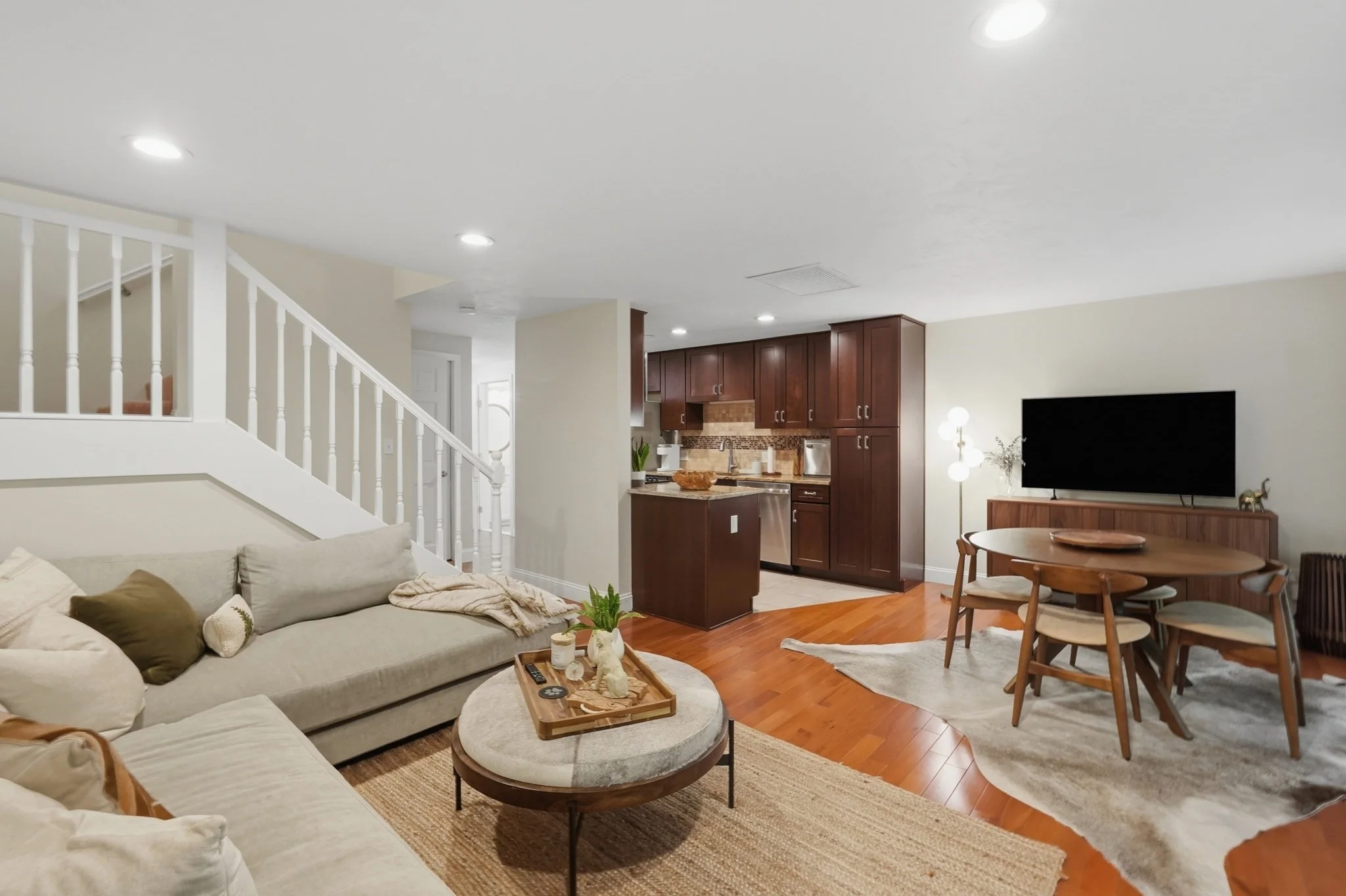 2 bed, 2 bath apartment for rent at 13 Lordvale Blvd Unit 507, Grafton — photo 2 of 11