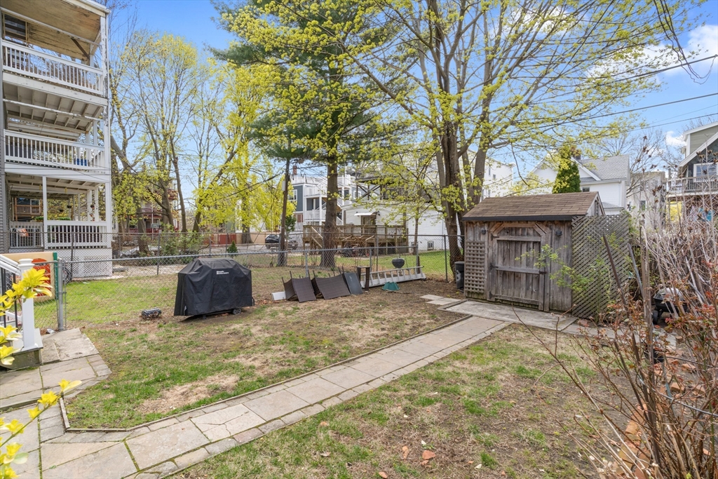 2 bed, 2 bath apartment for rent at 13 Maryland St Unit 2, Dorchester — photo 25 of 27