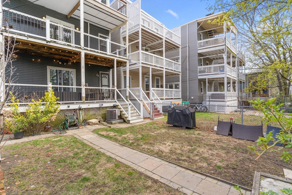 2 bed, 2 bath apartment for rent at 13 Maryland St Unit 2, Dorchester — photo 24 of 27
