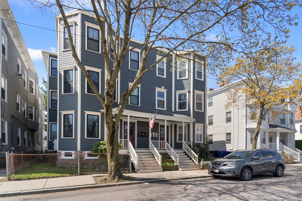 2 bed, 2 bath apartment for rent at 13 Maryland St Unit 2, Dorchester — photo 26 of 27