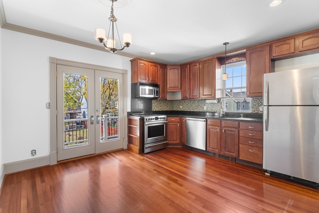 2 bed, 2 bath apartment for rent at 13 Maryland St Unit 2, Dorchester — photo 3 of 27