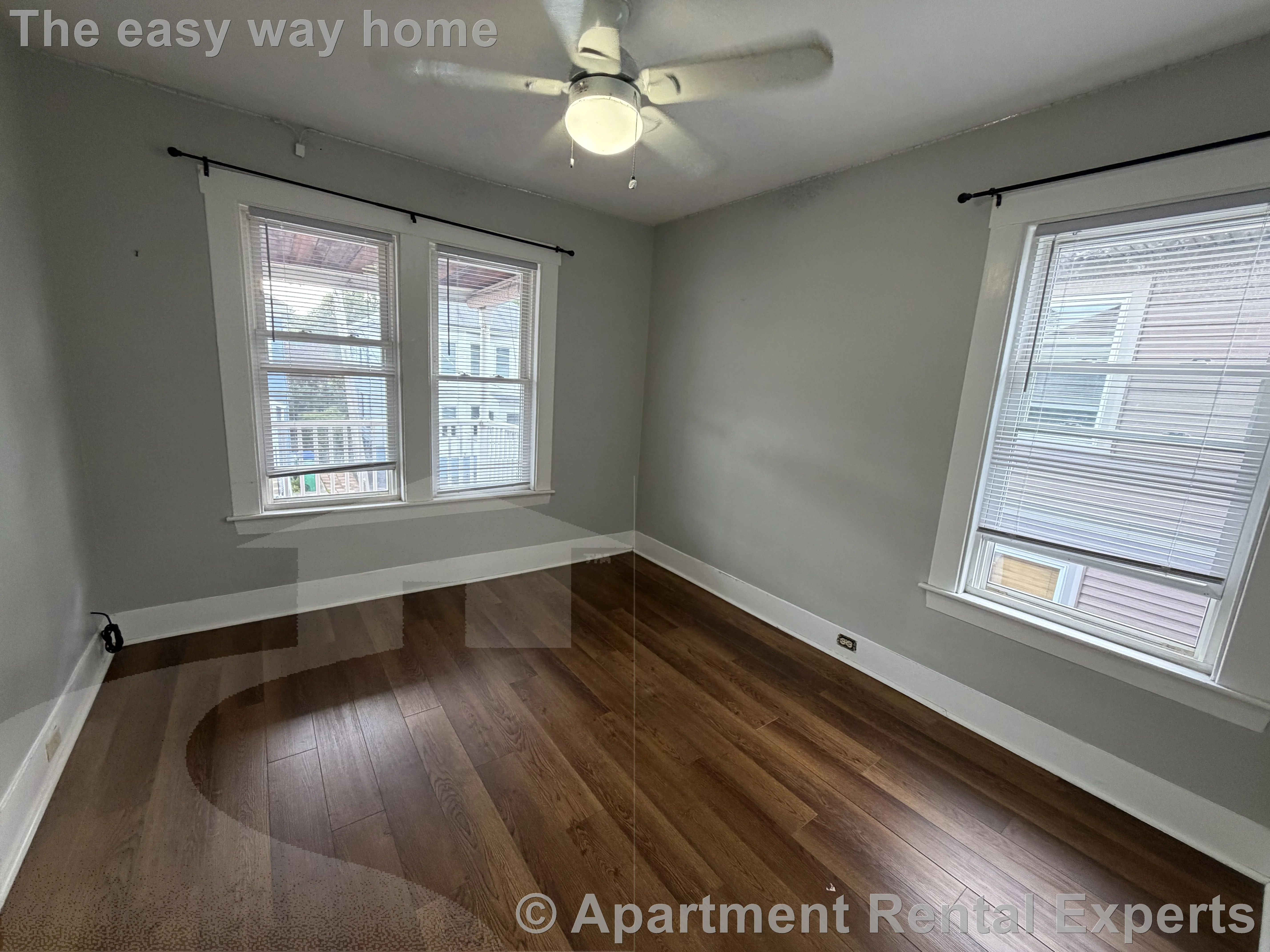 3 bed, 1 bath apartment for rent at 13 Metcalf St, Tufts — photo 8 of 21