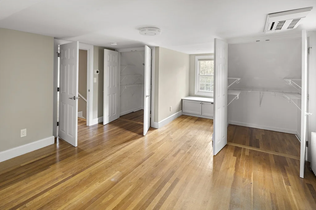 4 bed, 2 bath apartment for rent at 13 Milk St, Lexington — photo 16 of 24