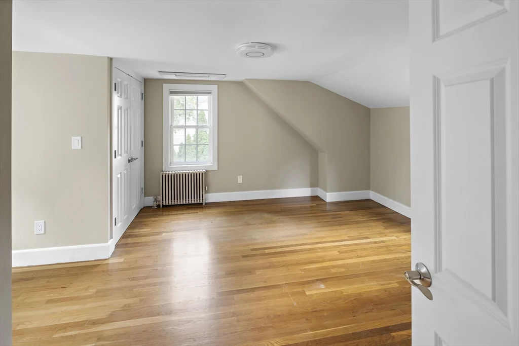 4 bed, 2 bath apartment for rent at 13 Milk St, Lexington — photo 15 of 24