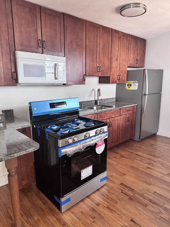 1 bed, 1 bath apartment for rent at 13 Murray Ct Unit 1, East Boston — photo 6 of 21