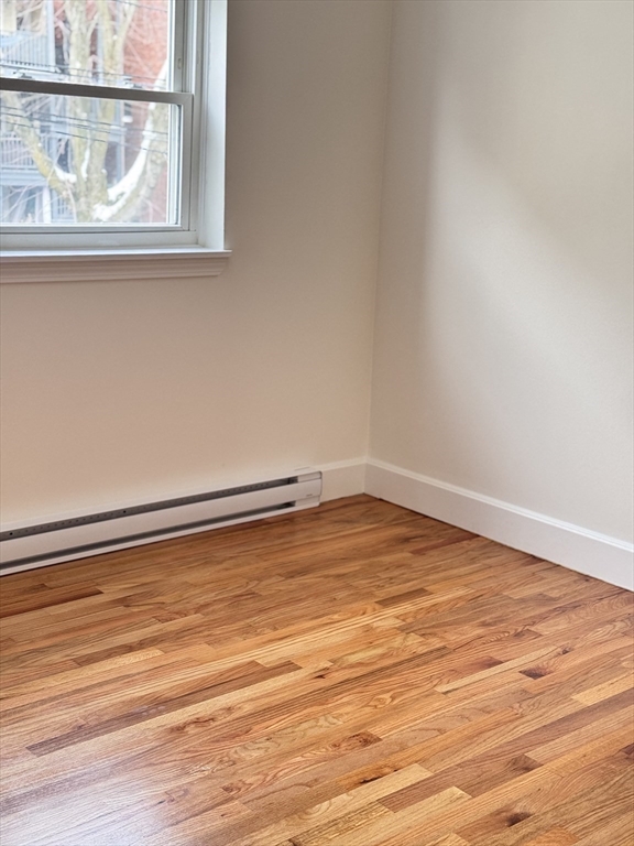 1 bed, 1 bath apartment for rent at 13 Murray Ct Unit 1, East Boston — photo 13 of 21