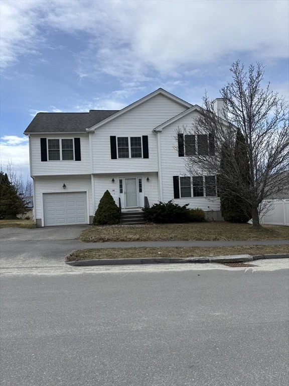 4 bed, 2 bath apartment for rent at 13 Navajo Rd, Worcester — photo 1 of 14