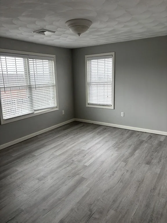 4 bed, 2 bath apartment for rent at 13 Navajo Rd, Worcester — photo 10 of 14