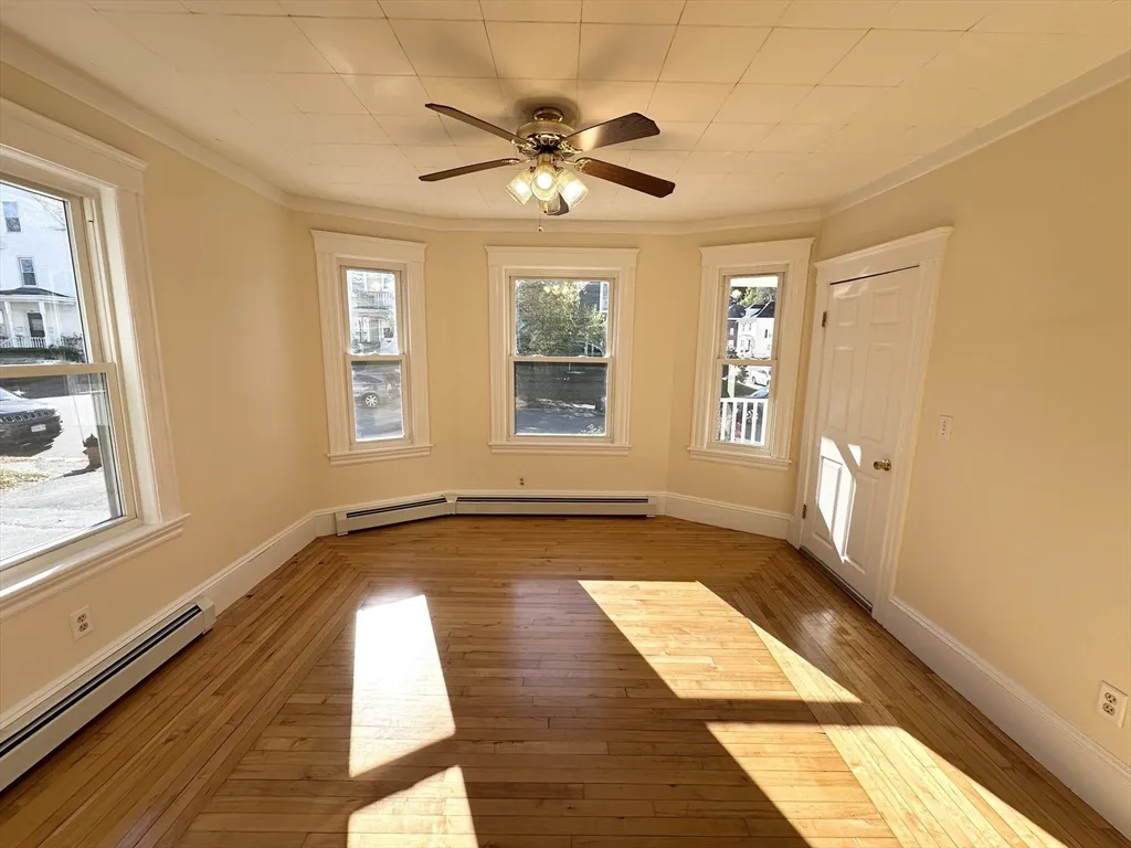 2 bed, 1 bath apartment for rent at 13 New Hampshire Ave Unit 1, Haverhill — photo 2 of 9